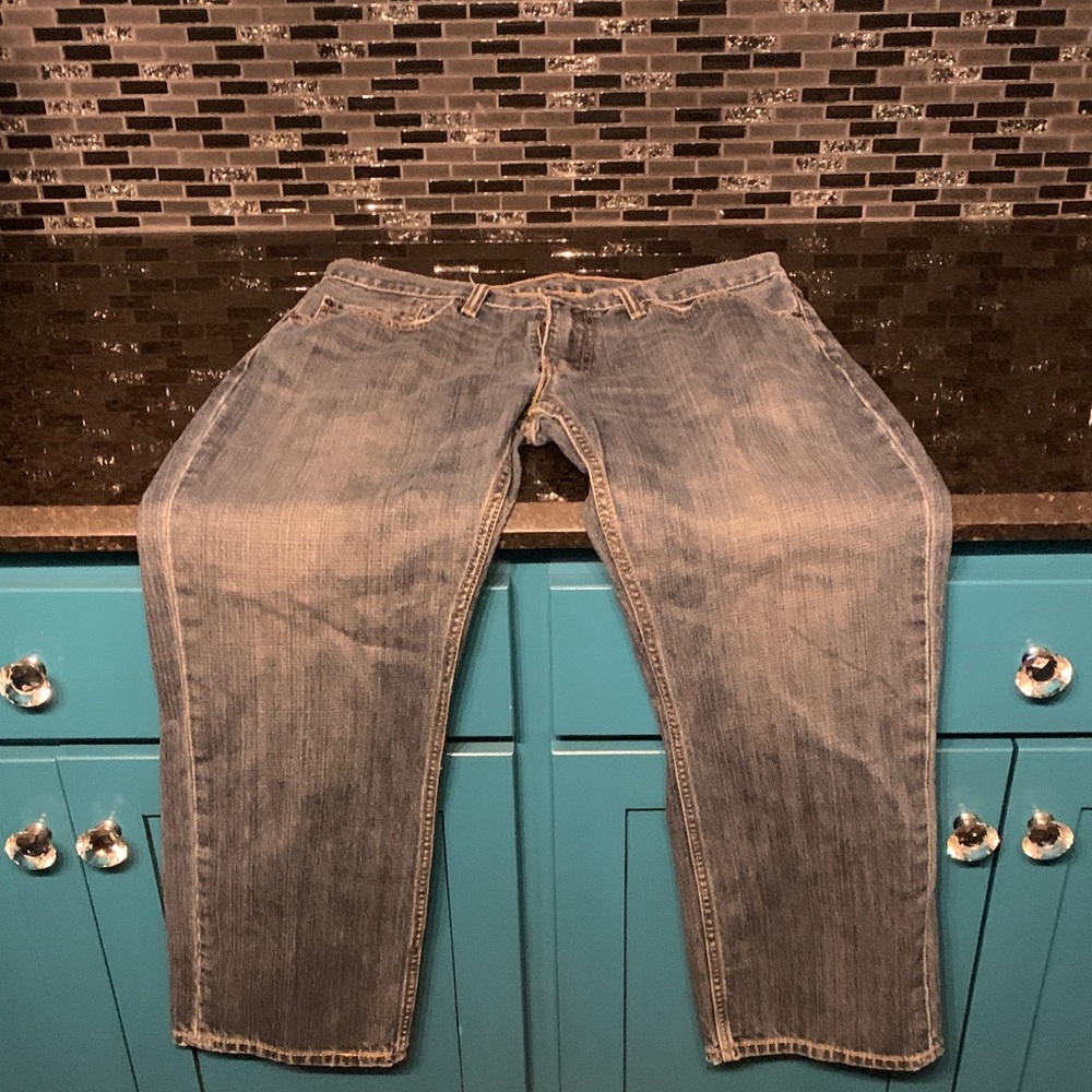 Classic Levi’s 559 Blue Denim Jeans